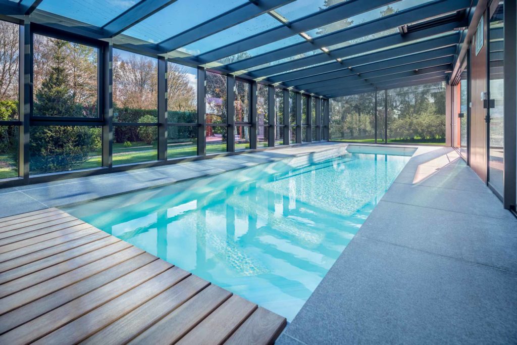piscine intérieure luxe haut de gamme Bordeaux Piscines pisciniste gironde