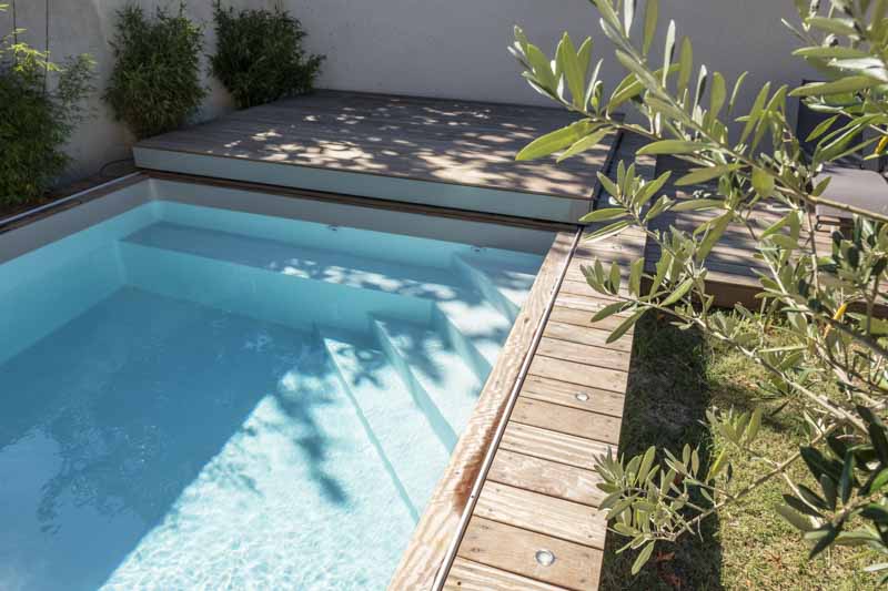 Pisciniste bordeaux - Constructeur de piscines avec marches Bordeaux